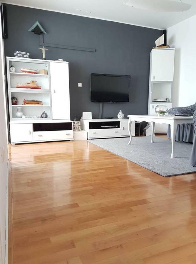 Apartman Leon シベニク エクステリア 写真